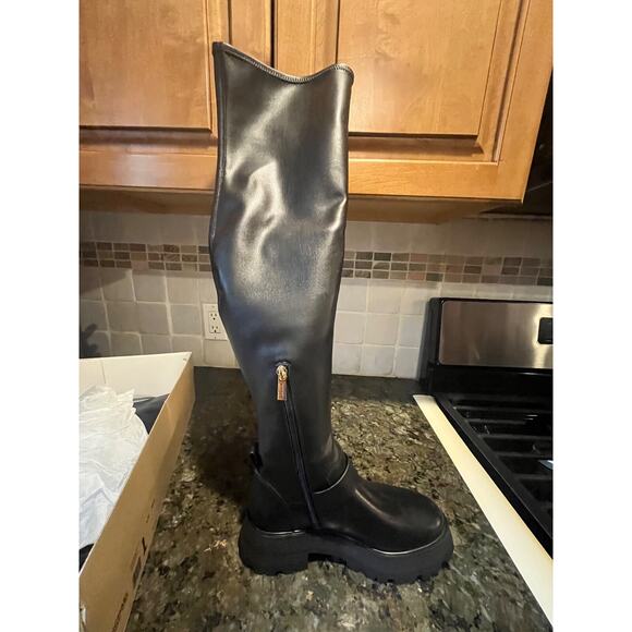 MICHAEL KORS MINDY LEATHER SIGNATURE LOGO TRIM KNEE HIGH BOOT NEW IN BOX SZ 7WS - Picture 8 of 10
